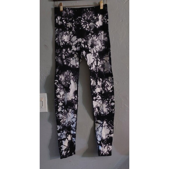 Peach Pants Leggings Womens M,comfort, High Rise,Nilon, Spandex. - Picture 1 of 8